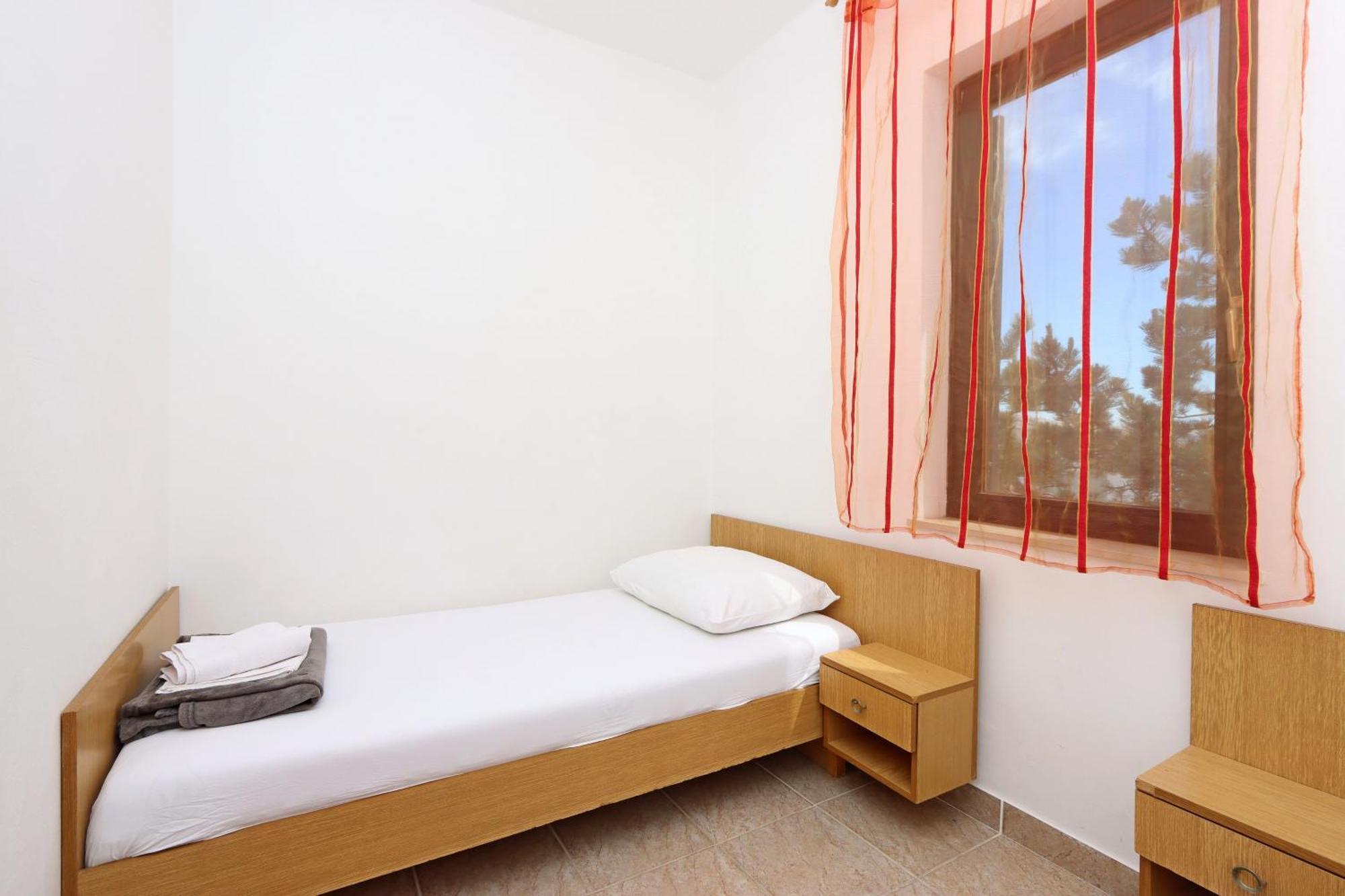 Apartments With A Parking Space Pag - 18345 Pag Town Bagian luar foto