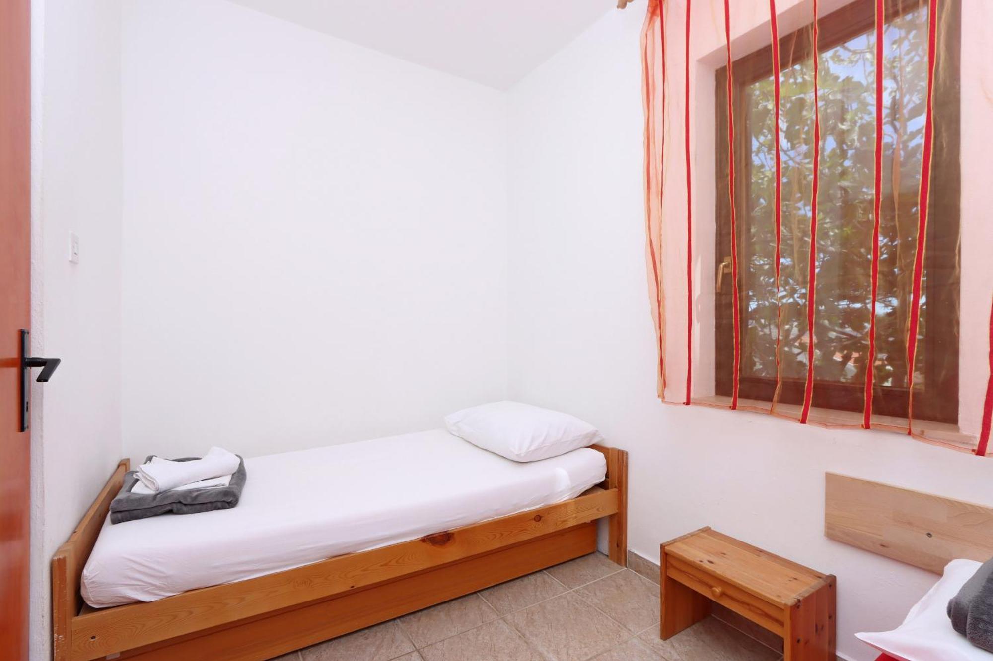 Apartments With A Parking Space Pag - 18345 Pag Town Bagian luar foto